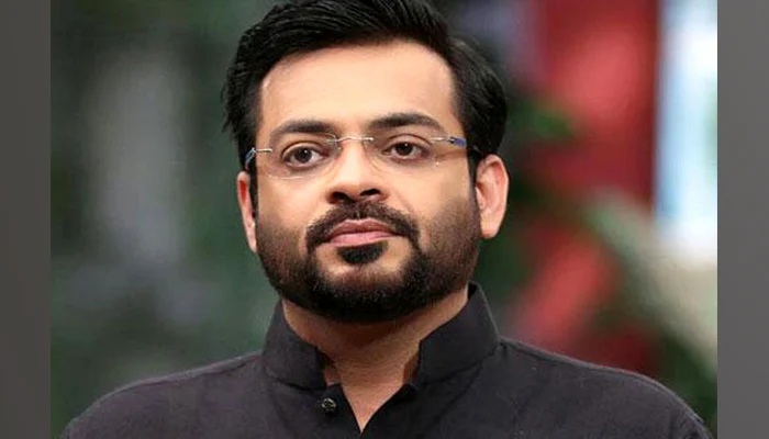 Amir Liaquat seek apology to opposition leaders
