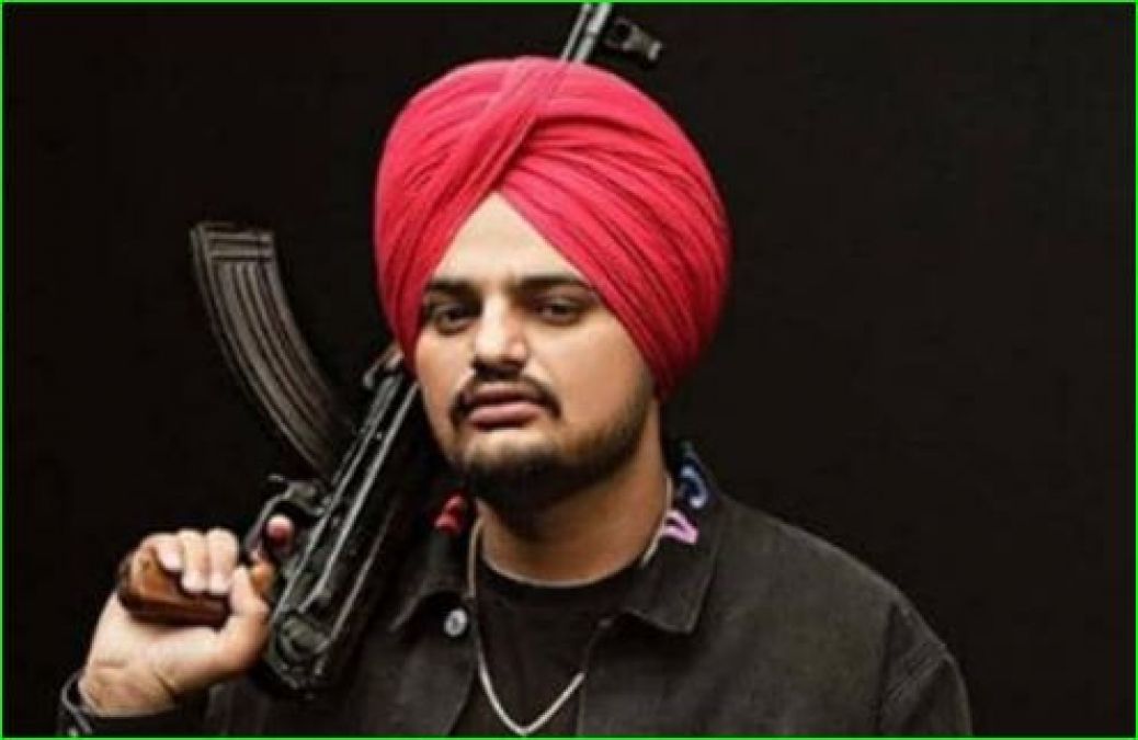 India: Punjabi Singer and Congress Leader Assassinated after Security Withdrawn