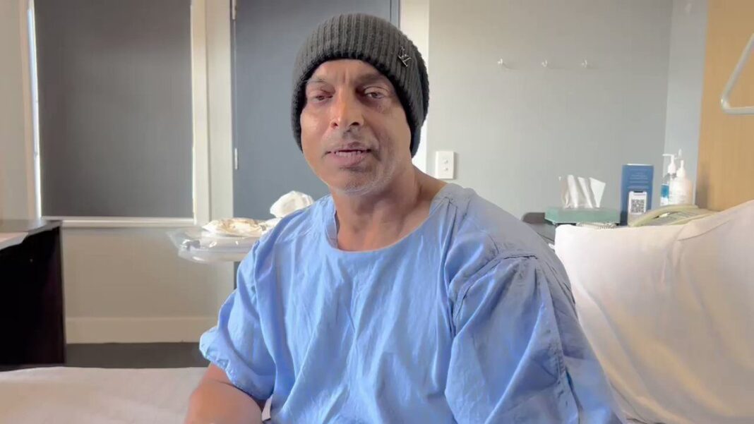 Shoaib Akhtar undergoes knees surgery