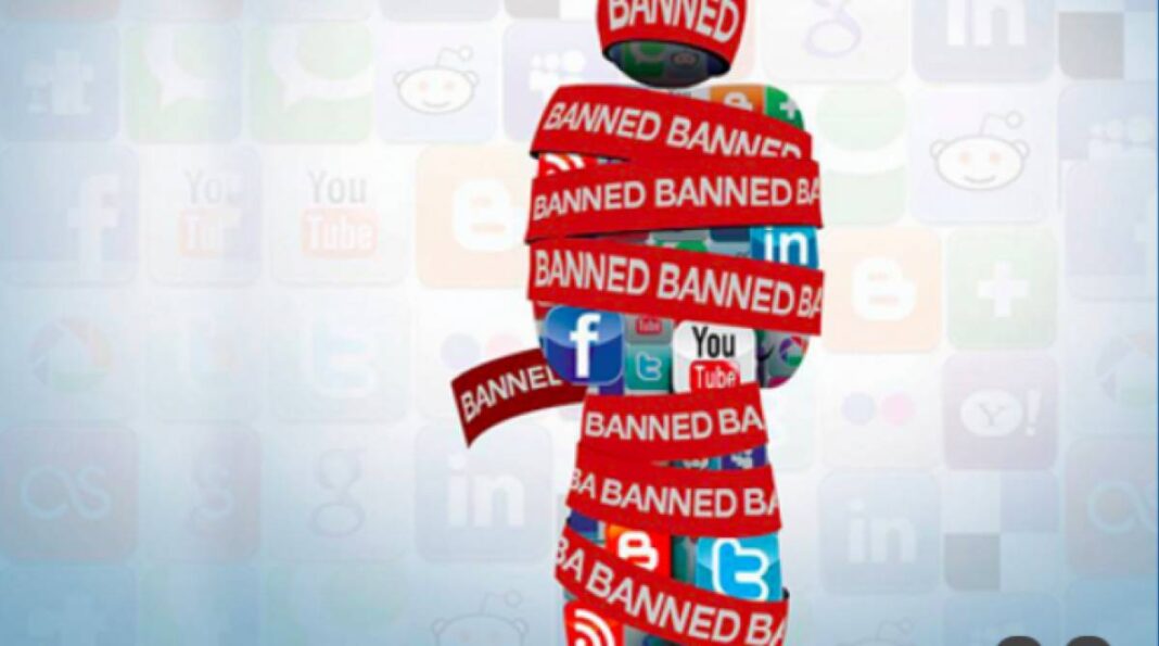 School teachers banned for using social media