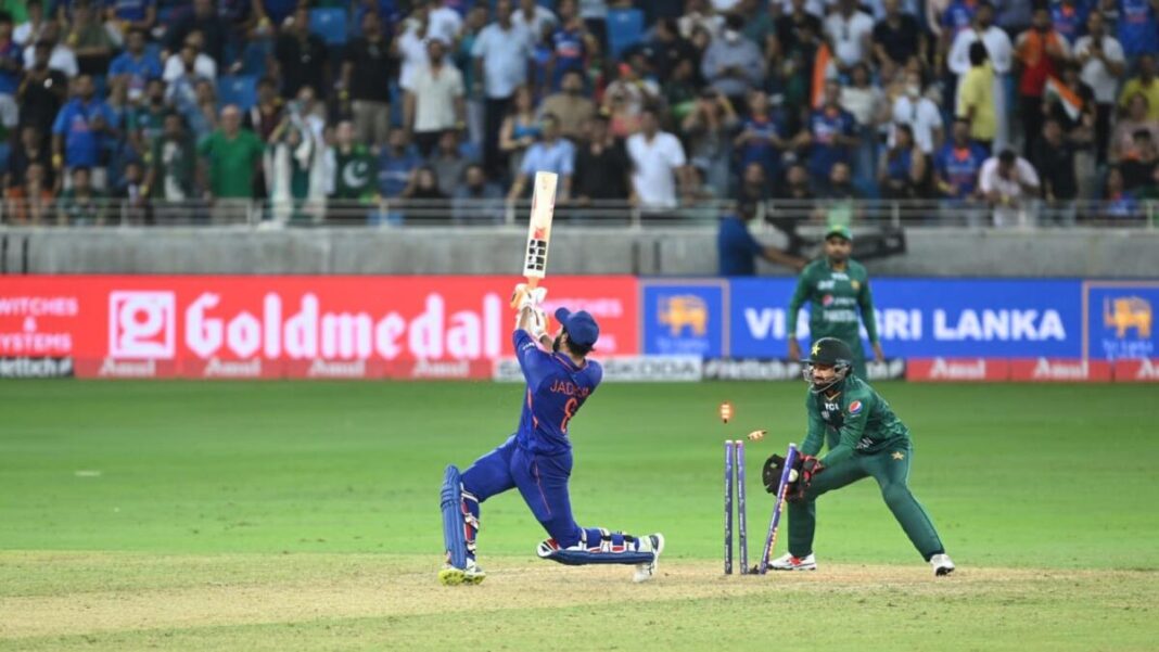 Asia Cup: Pakistan beat India after a thrilling encounter