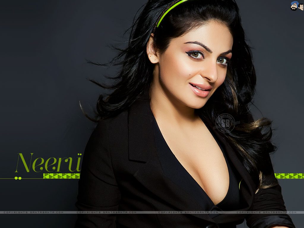 Neeru Bajwa wishes to visit Lahore