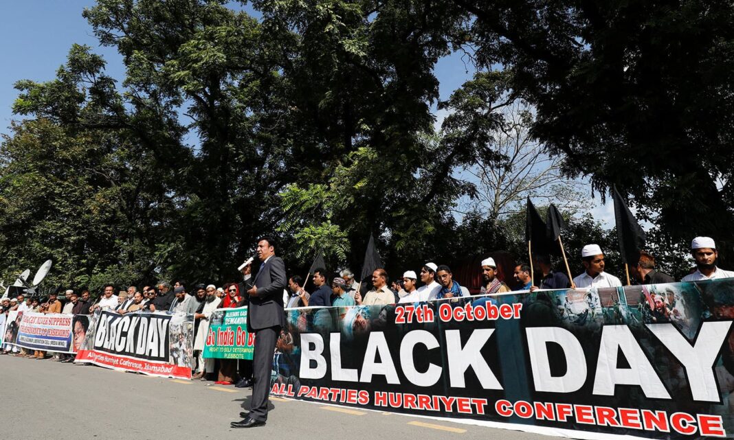 Kashmiris across World observe Black Day