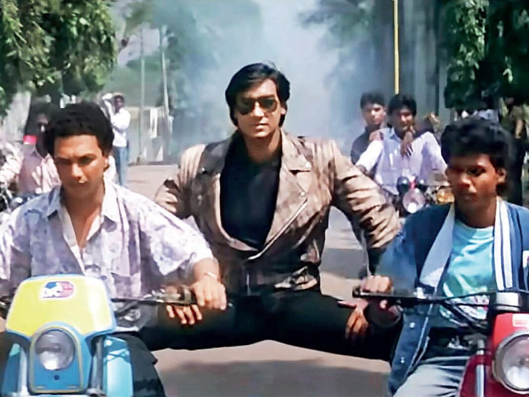 Ajay Devgn wishes a remake of his film 'Phool Aur Kaante'