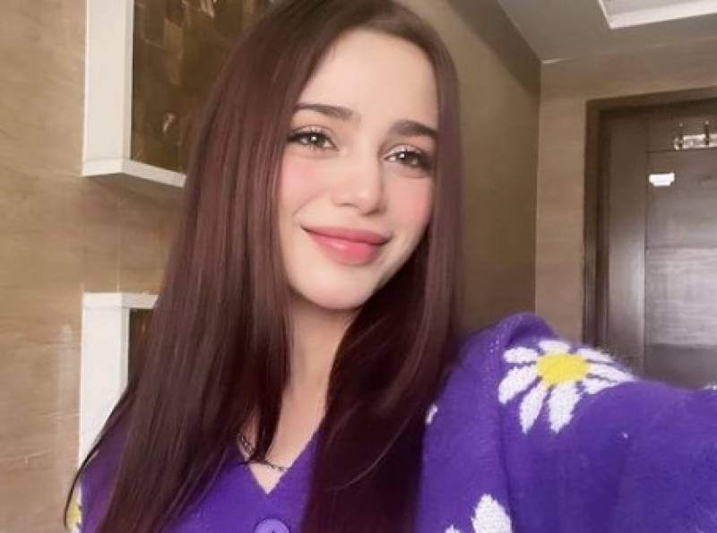 Aima Baig wants to marry ‘Insaan Ka Bacha’