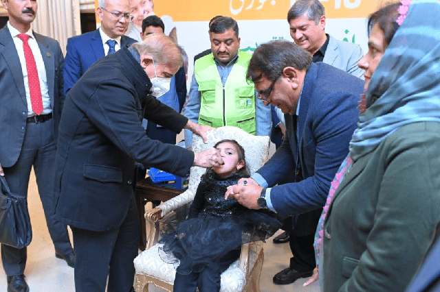 Shehbaz Sharif kicks off anti-polio drive