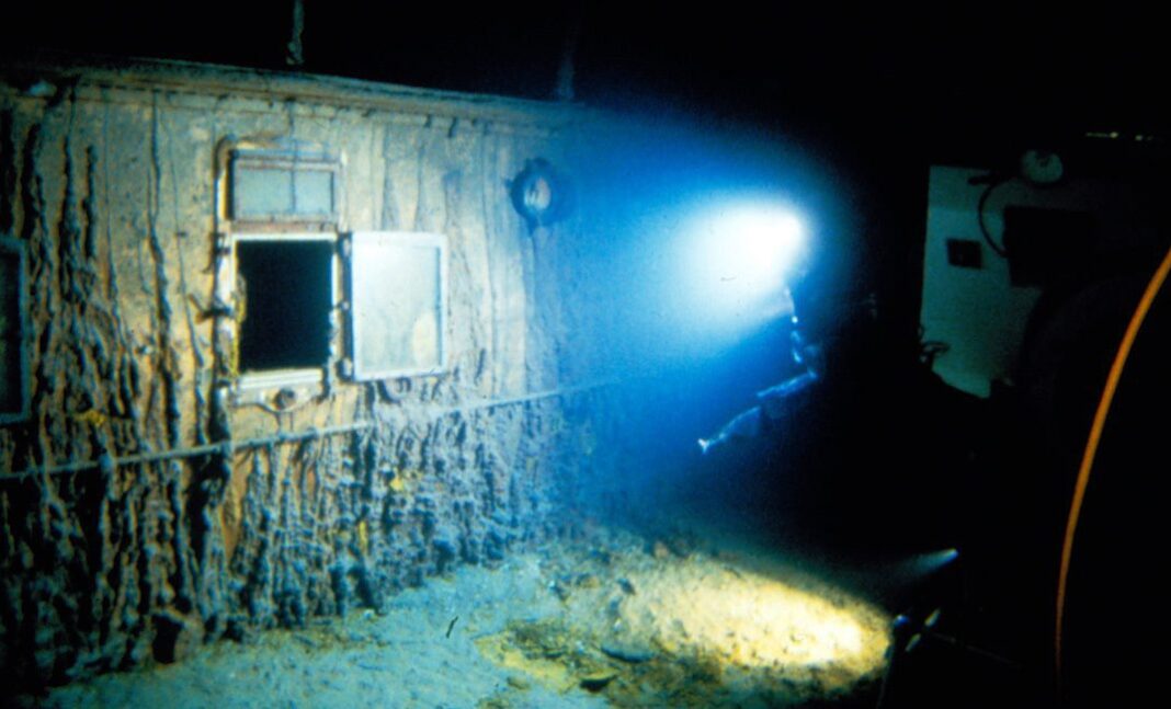 Mysterious video of Titanic wreck