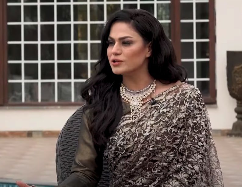 I am quite shy, I have no friends: Veena Malik