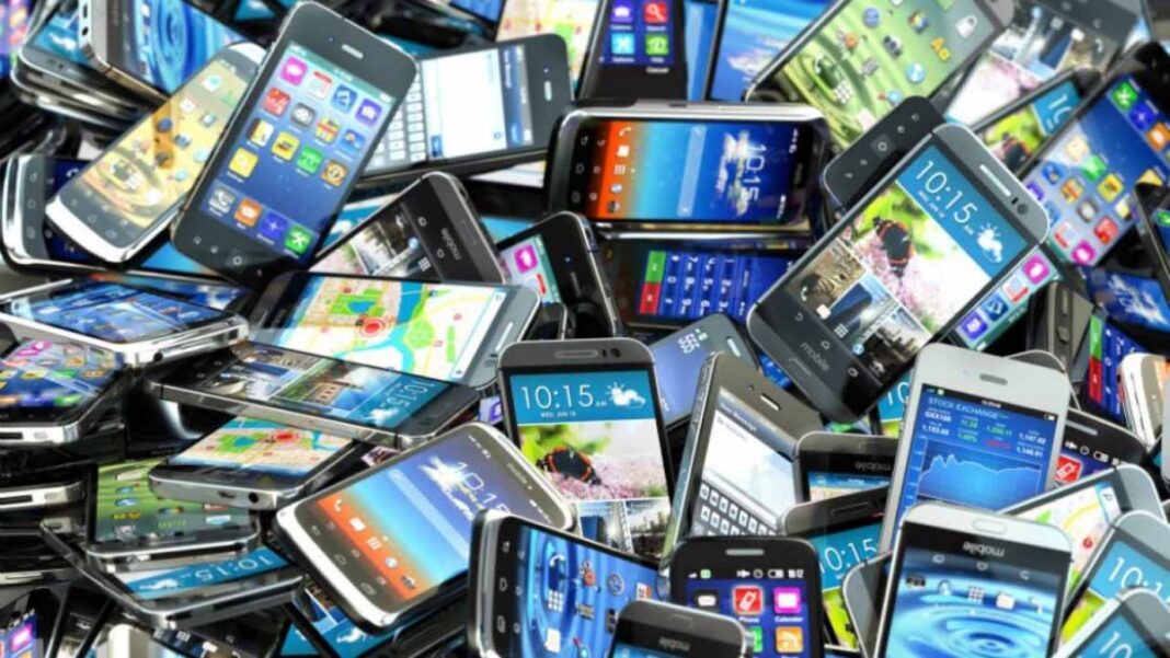 Mobile Phone imports decrease over 68%