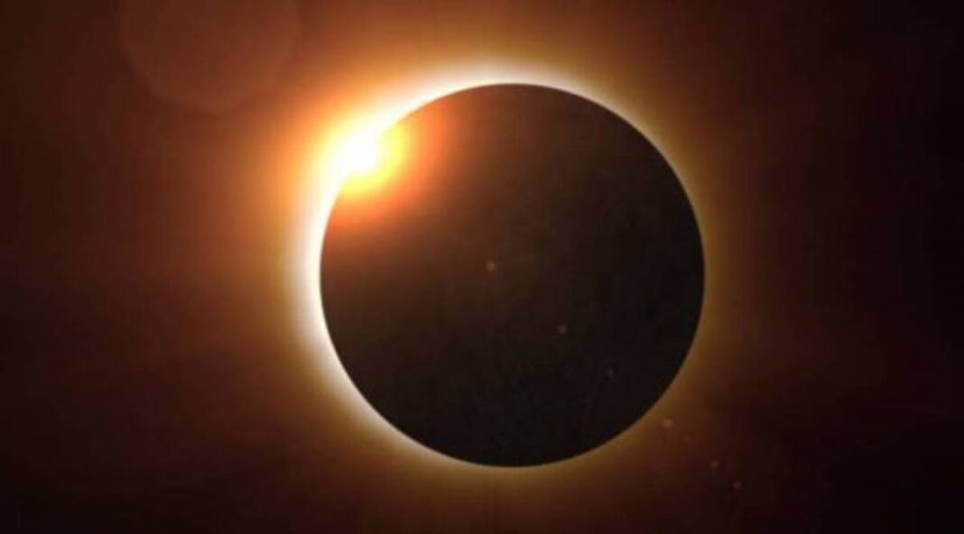 Rare hybrid solar eclipse on April 20