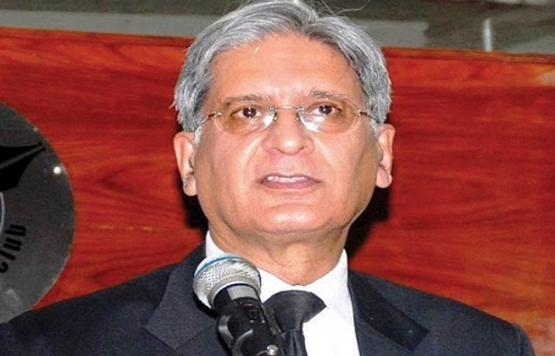 Aitzaz Ahsan demands resignation of Shehbaz Sharif