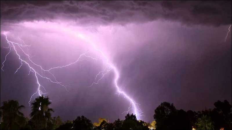 Rain with thunder is expected in Karachi