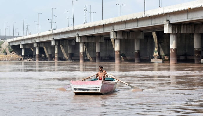 Low-level flooding in the Indus and Ravi rivers