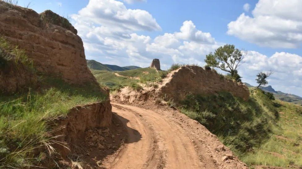 Great Wall of China damaged by workers looking for shortcut