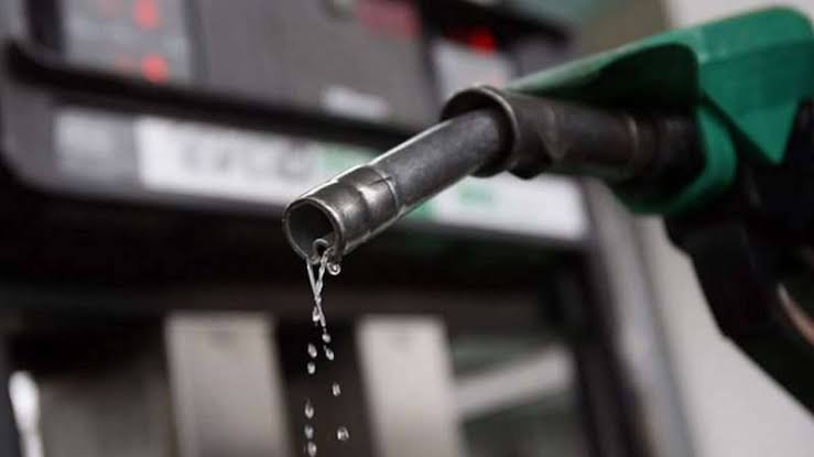 Pakistan: Petrol price hiked by Rs 4.53