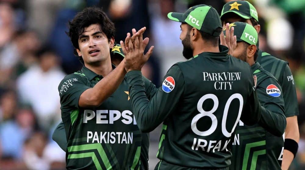 Second ODI: Australia in trouble against Pakistan